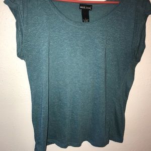 blueish greenish blouse